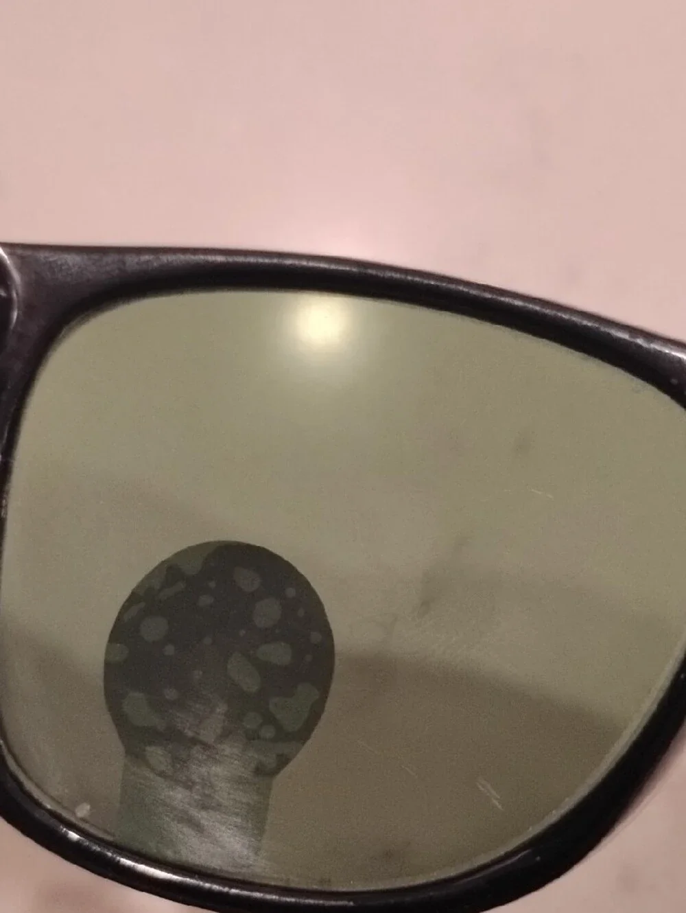 Ray-Ban Wayfarer Red Frame Sunglasses with Green Lenses